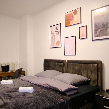 Primetime Suite Fuer 8+Kueche/Wifi Essen Extérieur photo