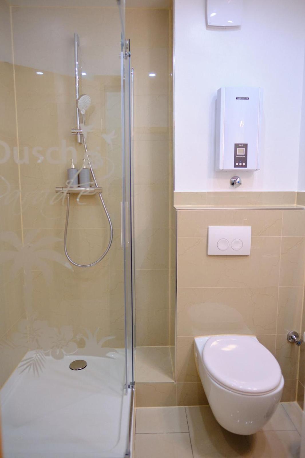 Primetime Suite Fuer 8+Kueche/Wifi Essen Extérieur photo